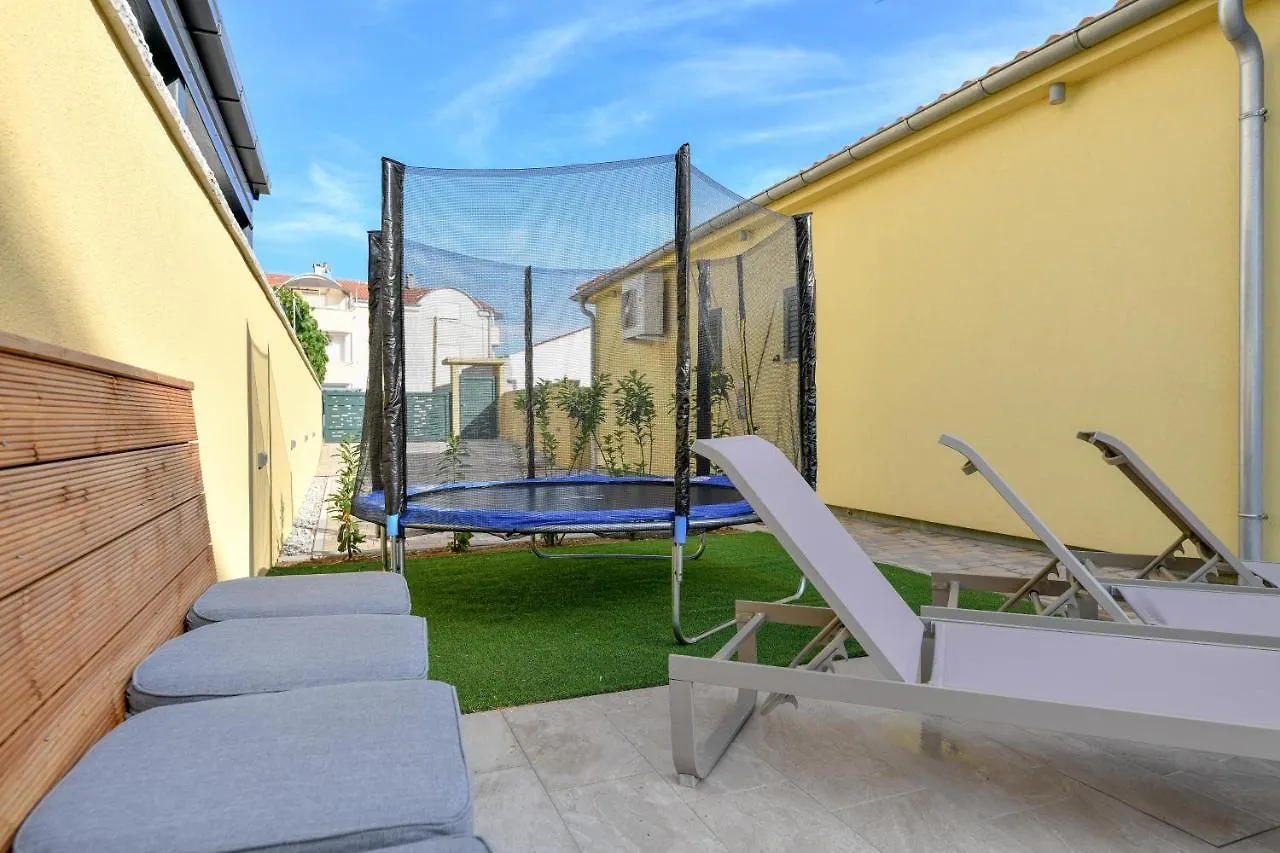 Villa Kate Vrsi