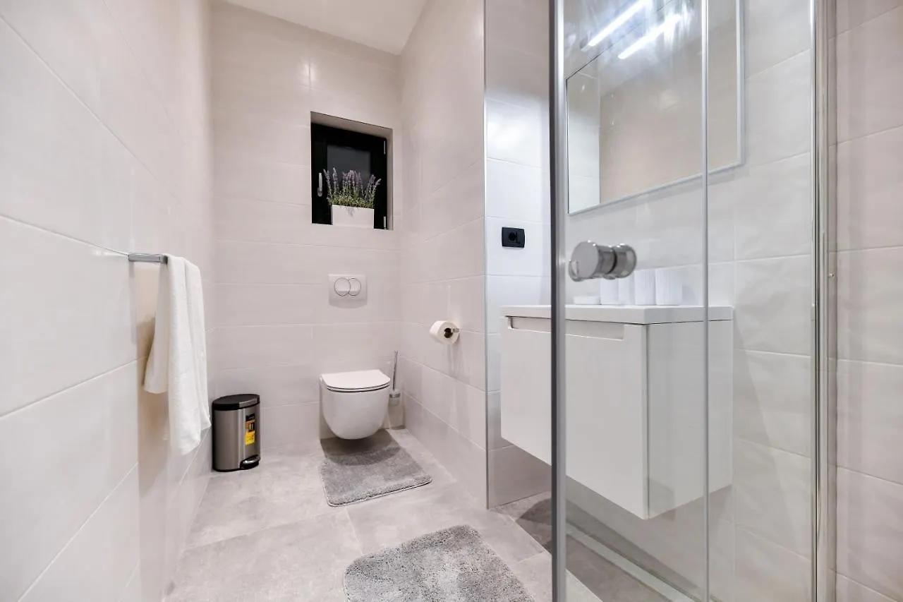 Villa Kate Vrsi 0*,