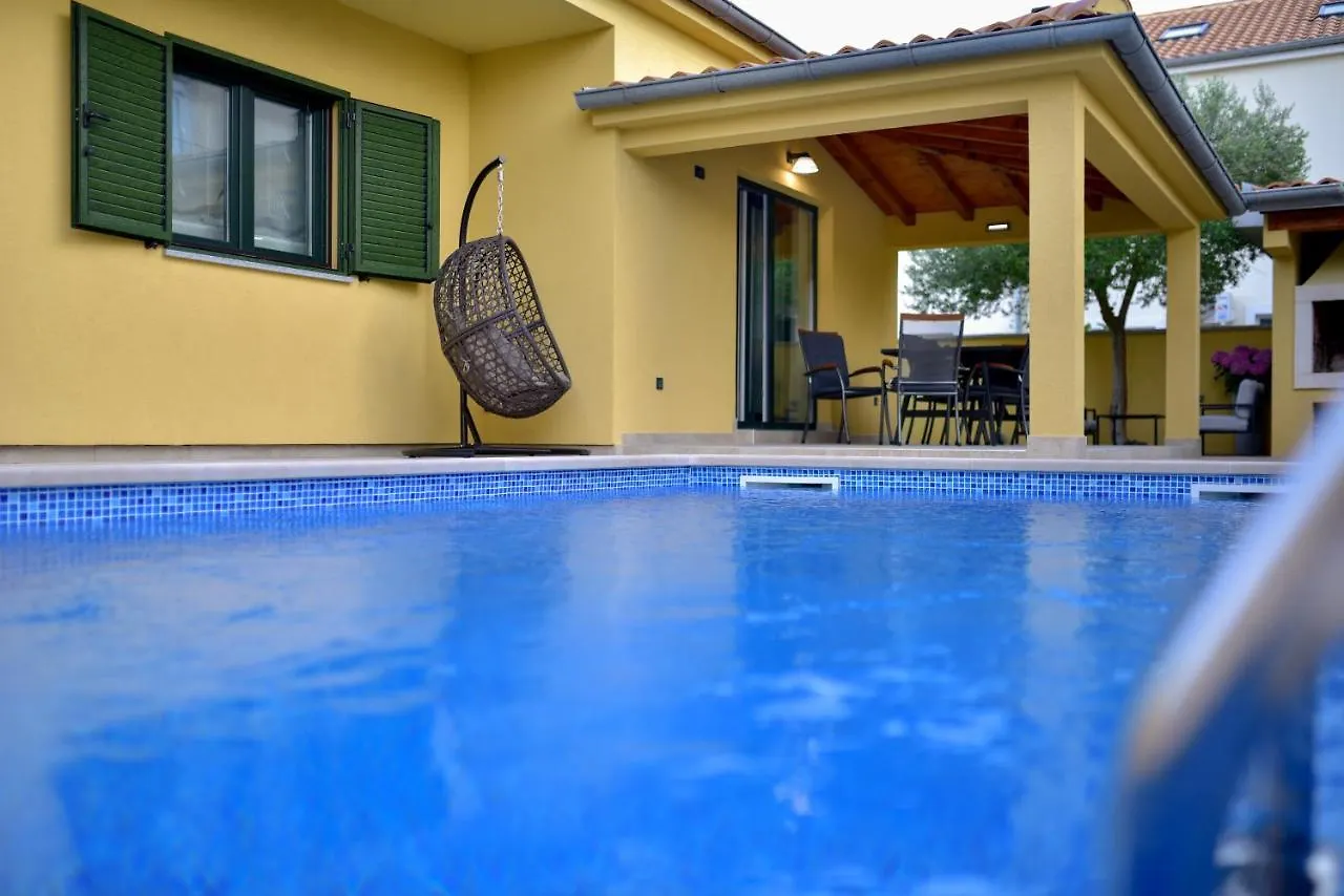 Villa Kate Vrsi